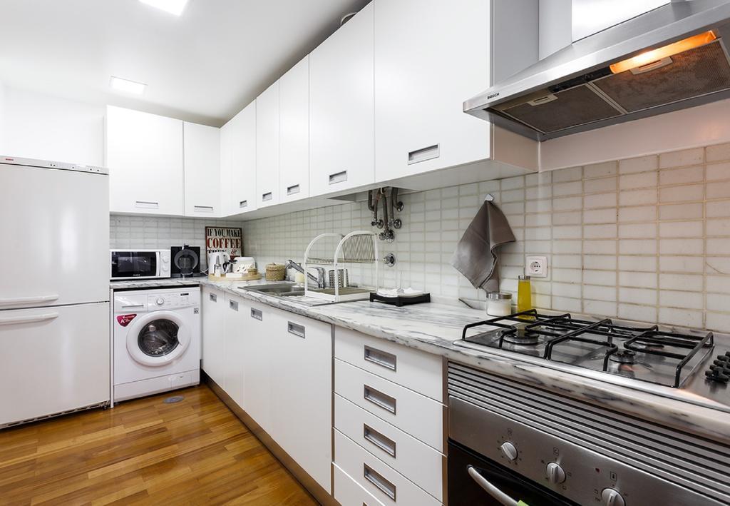 Misha'S Place At Bairro Alto! Лиссабон Экстерьер фото